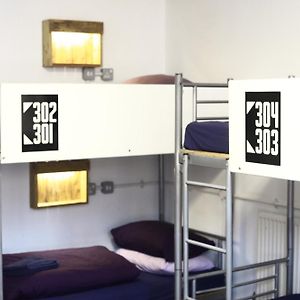 Dormitory Room Mixed